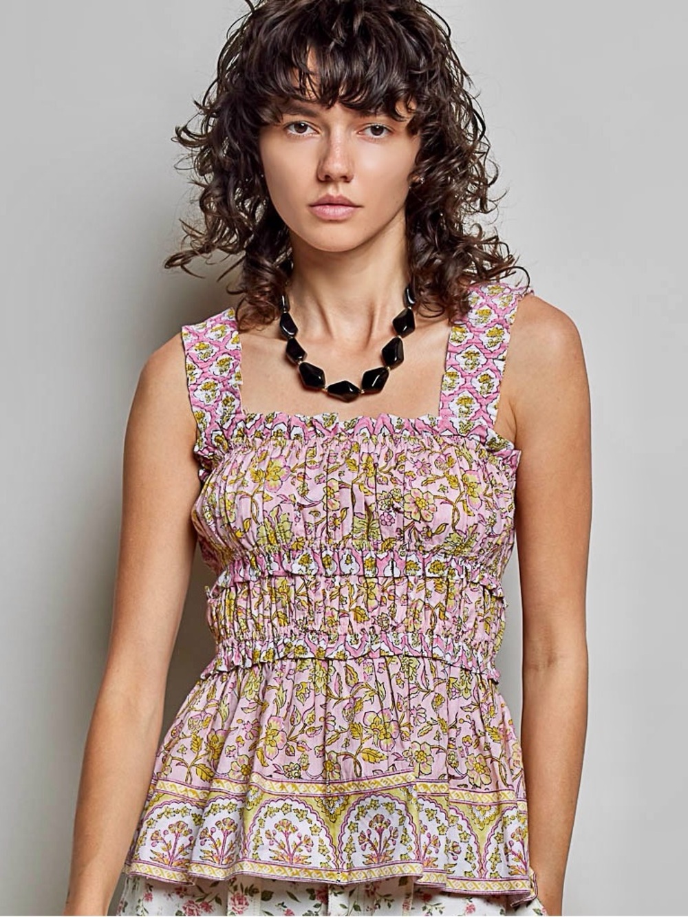 💖Hello Gorgeous! POL Smocked Printed Square Neck Peplum Tank w/Ruffle Trim - Picture 2 of 12